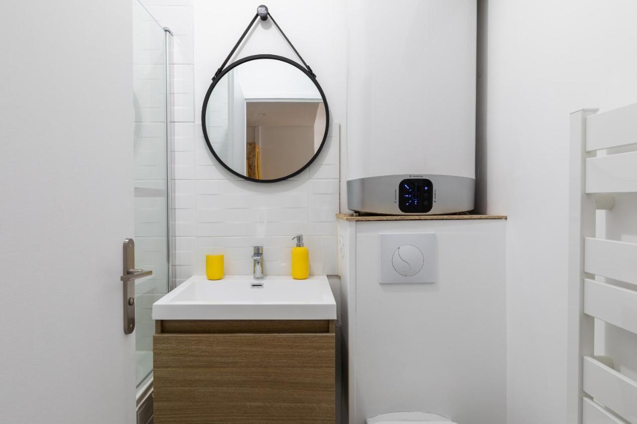 Dify - Charpennes Apartment